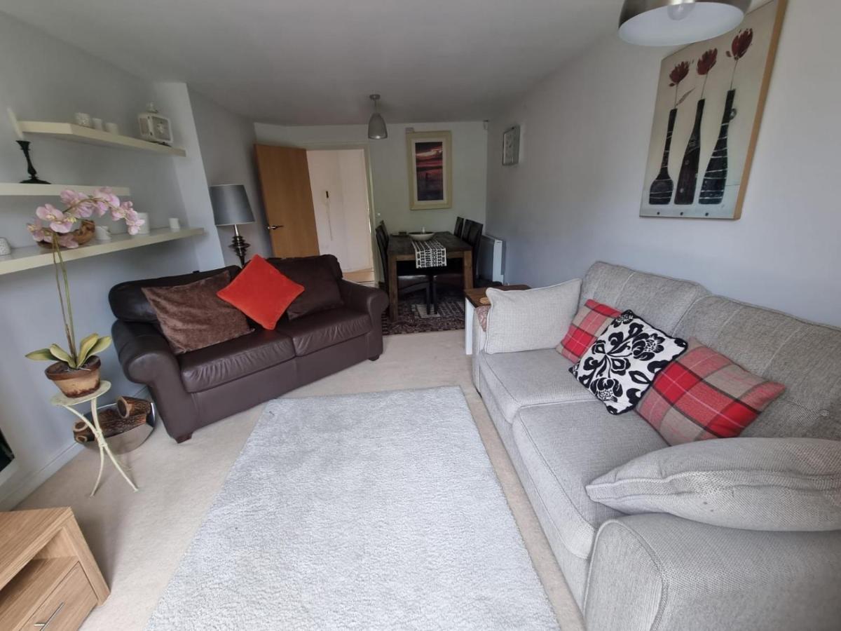 Sky Night Serviced Apartments Cardiff Extérieur photo