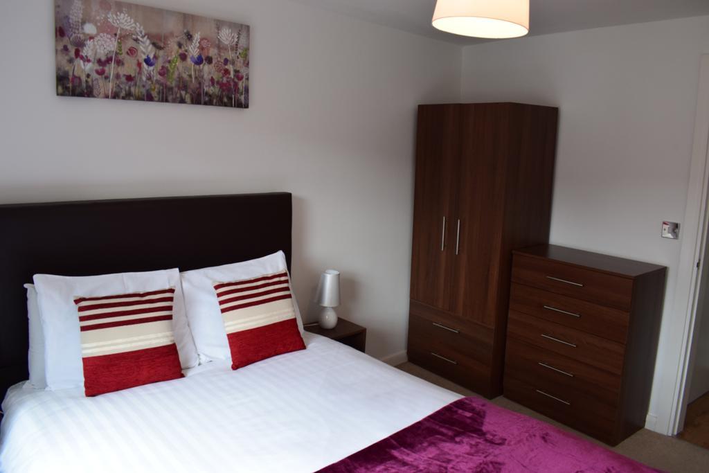 Sky Night Serviced Apartments Cardiff Extérieur photo