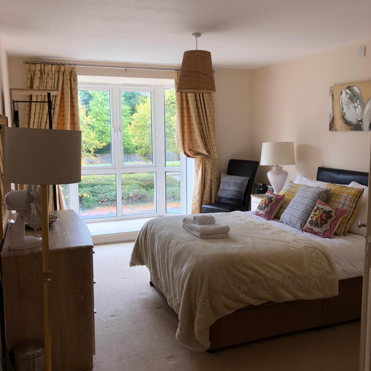 Sky Night Serviced Apartments Cardiff Extérieur photo